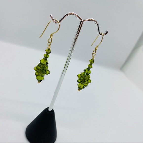 Swarovski Green crystal Earrings - Picture 2 of 6